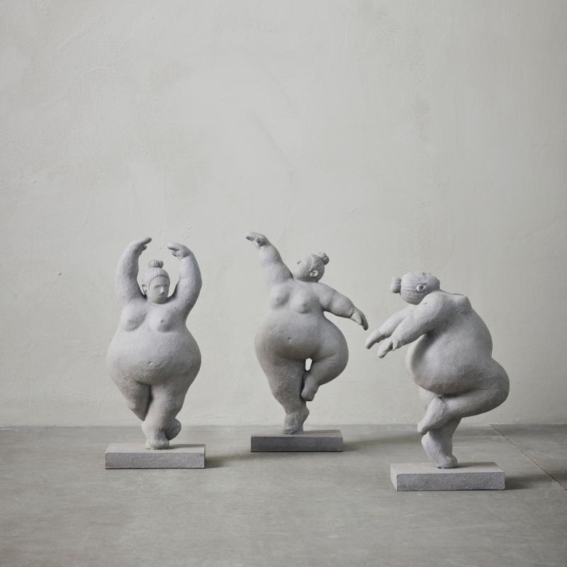 Serafina figur 28 cm grå