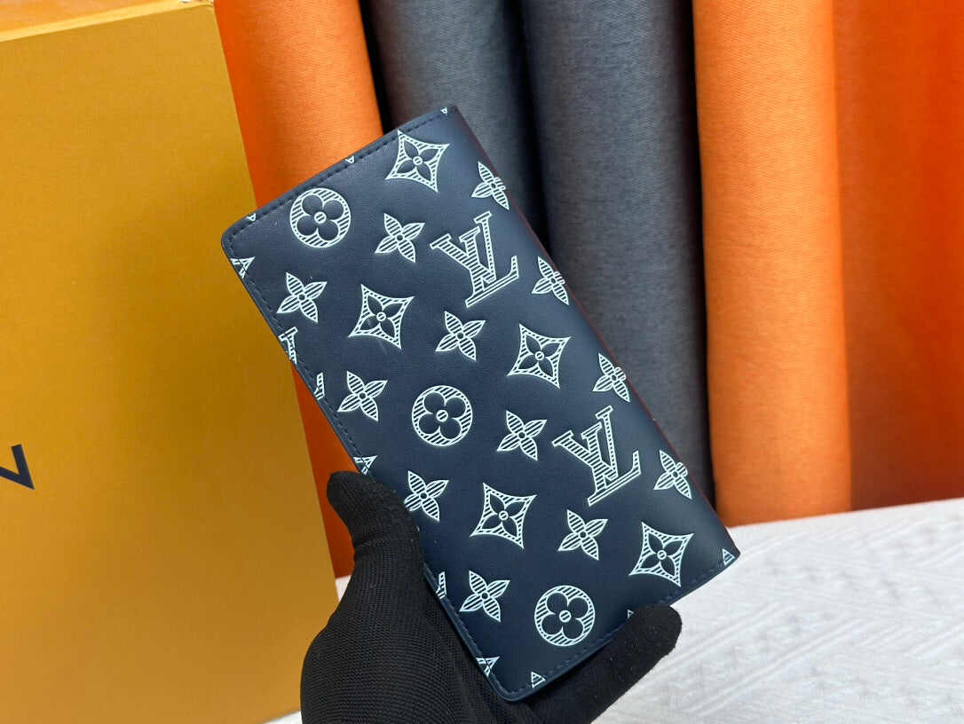 【ルイヴィトン】モノグラムシャドウ 長財布と短財布 機能性と高級感を両立