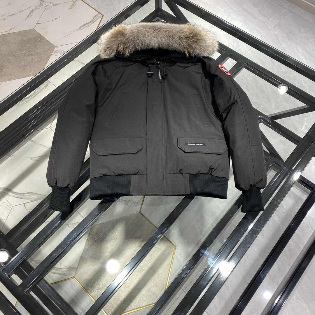 【カナダグース】女性と男性★ショート丈可愛い★Chilliwack Bomberチリワック6色