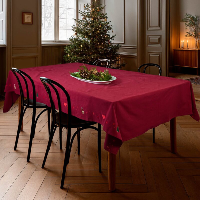 Christmas Fable duk 150x320 cm rød