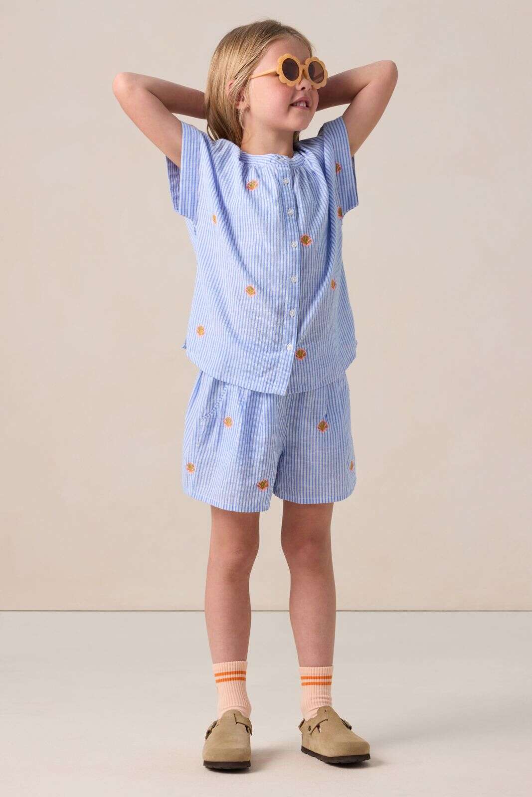 Blauwe gestreepte blouse met embroidery