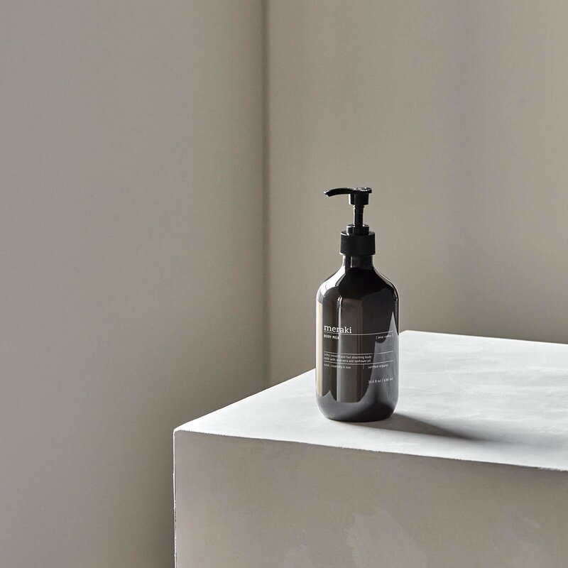 Body milk fuktighetskrem 490 ml deep valley