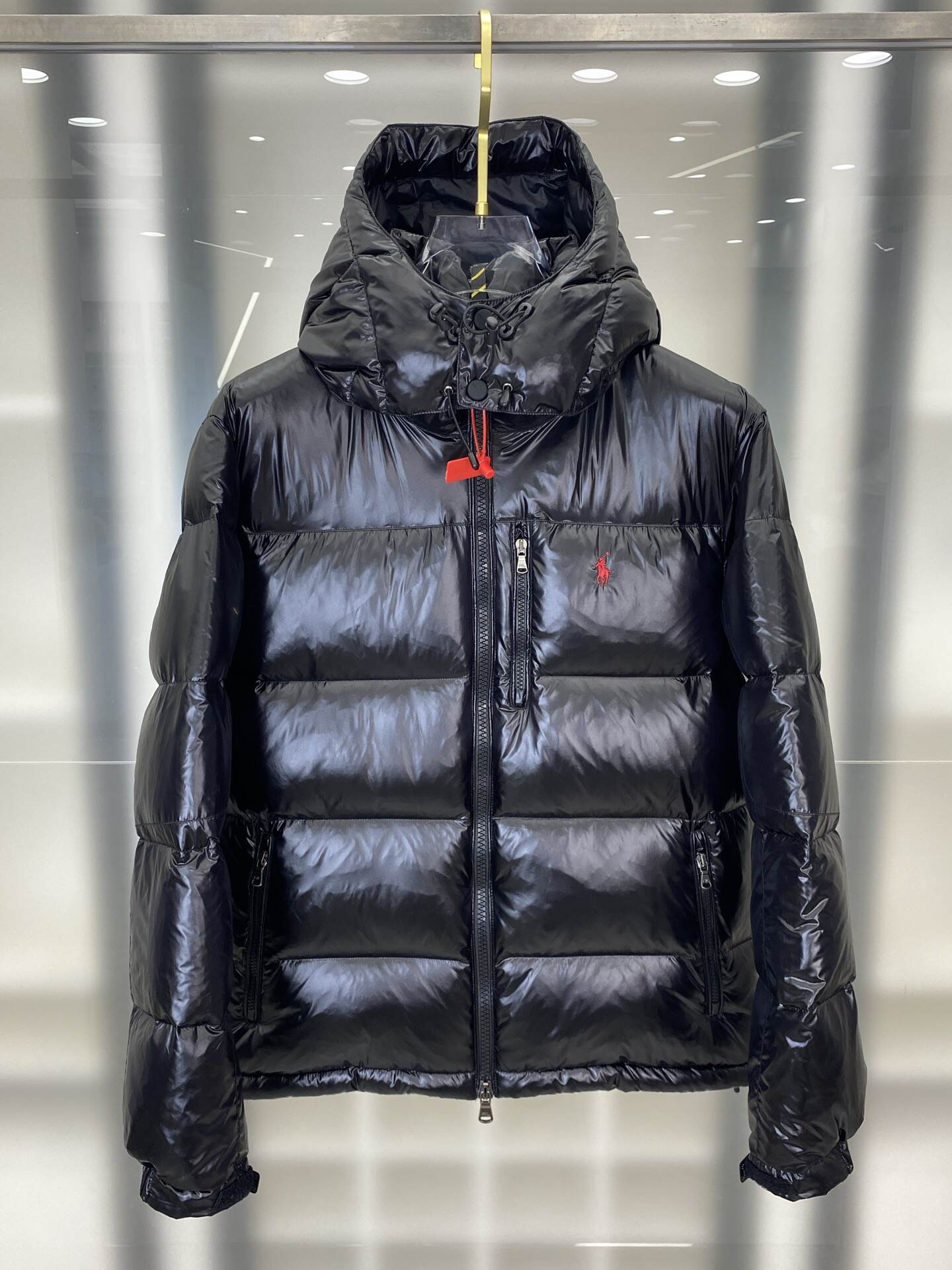 【人気商品】Ralph Lauren ラルフローレン 2025年新作 ポニー刺繍入り シャイニー セミハイネック ダウンジャケット MONCLER