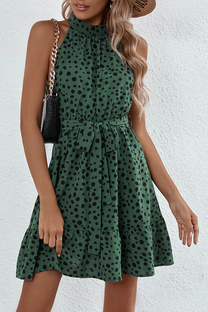 Robe courte fleurie à col roulé et licou