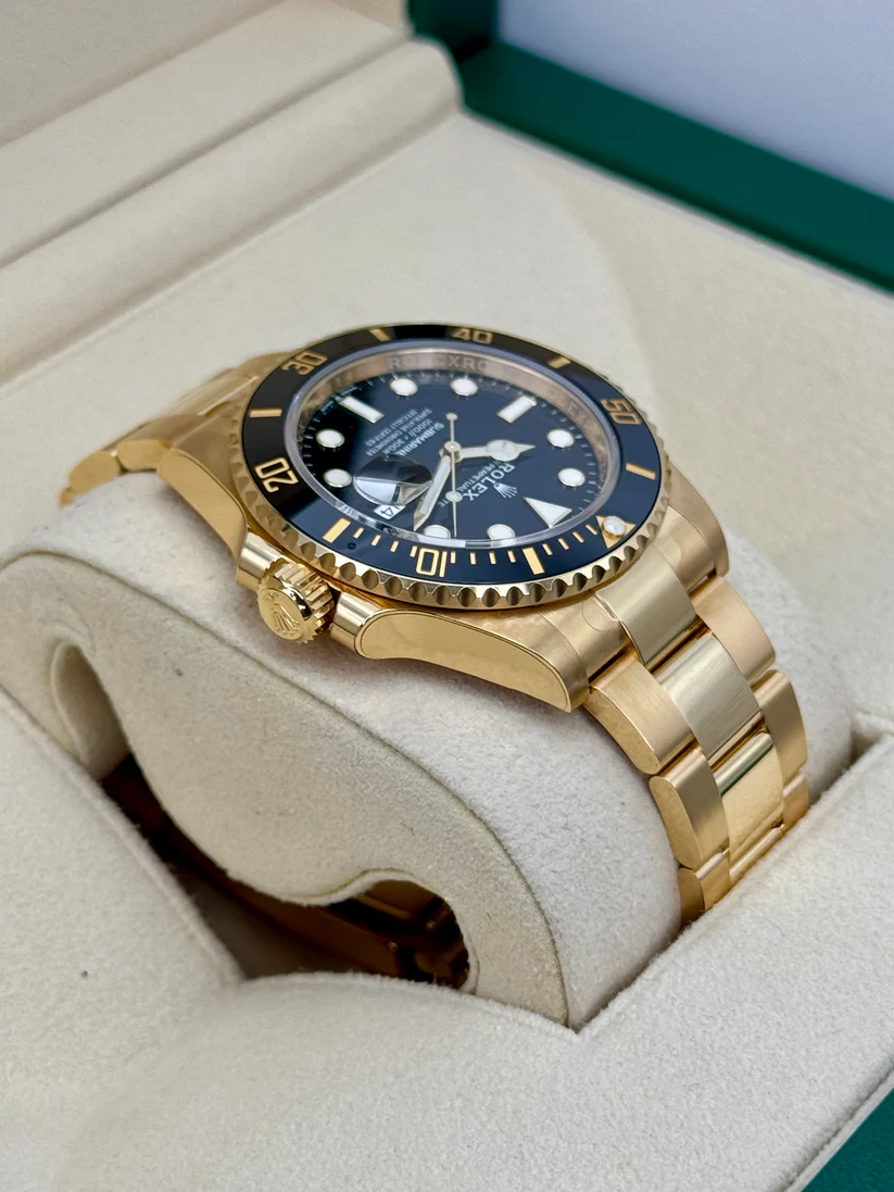 [Super Clone]Rolex Submariner 41mm Yellow Gold Black Dial Black Bezel - 126618LN