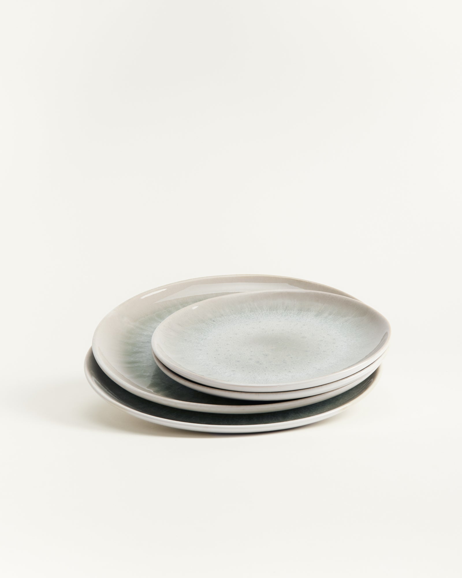 AREIA - PLATE SET CLASSIC GRAY 4 PIECES