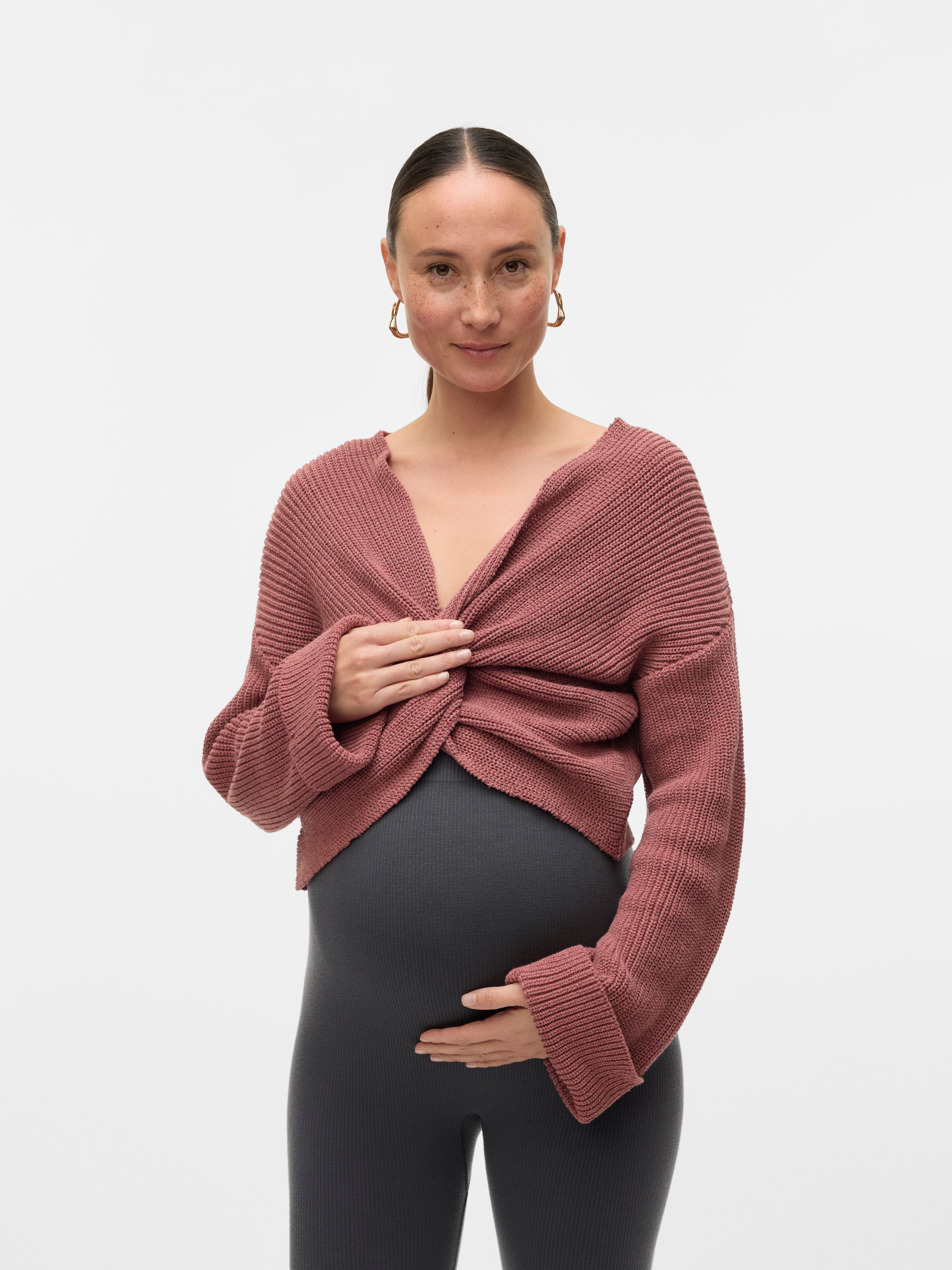 VERO MODA® Regular Fit V-Neck Fold-up cuffs Dropped shoulders Pullover