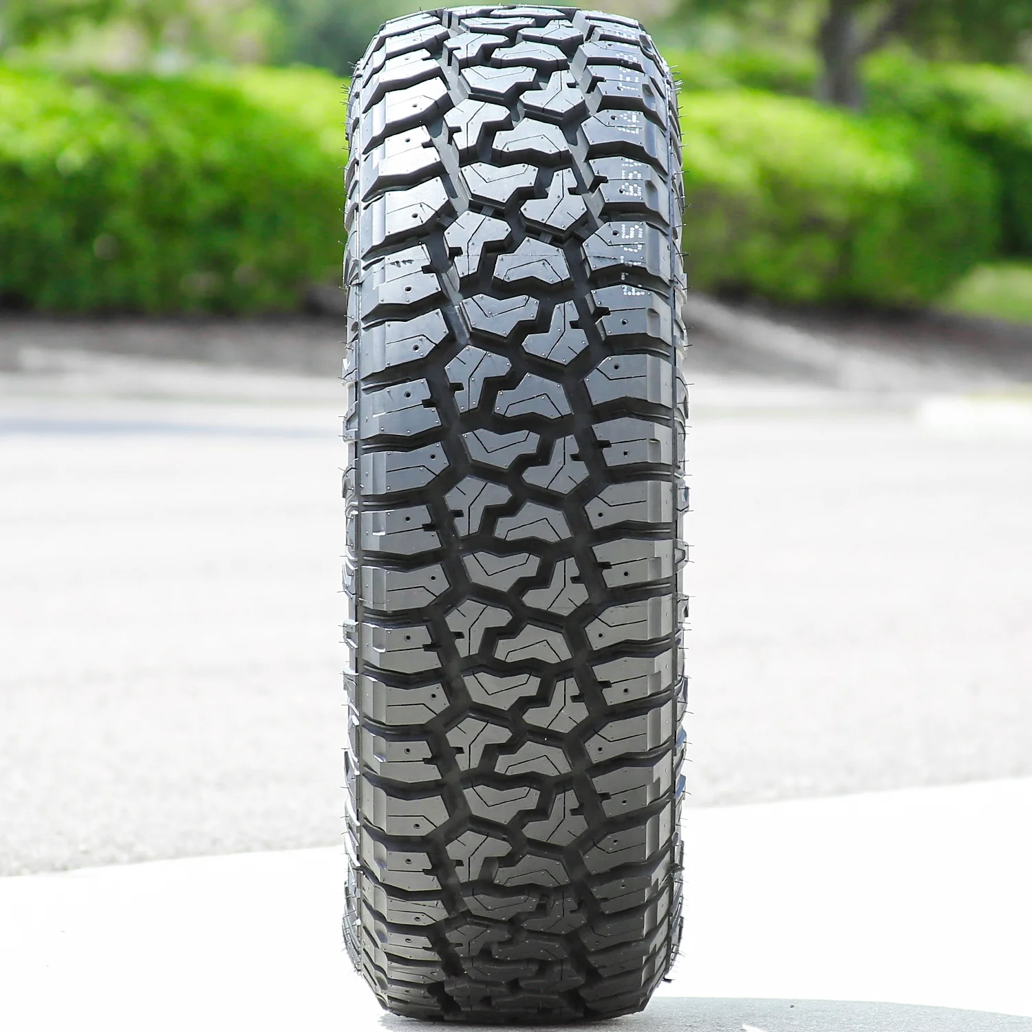Blackhawk Ridgecrawler R/T 265/75R16 123/120Q E 10 Ply Rugged Terrain Light Truck Tire
