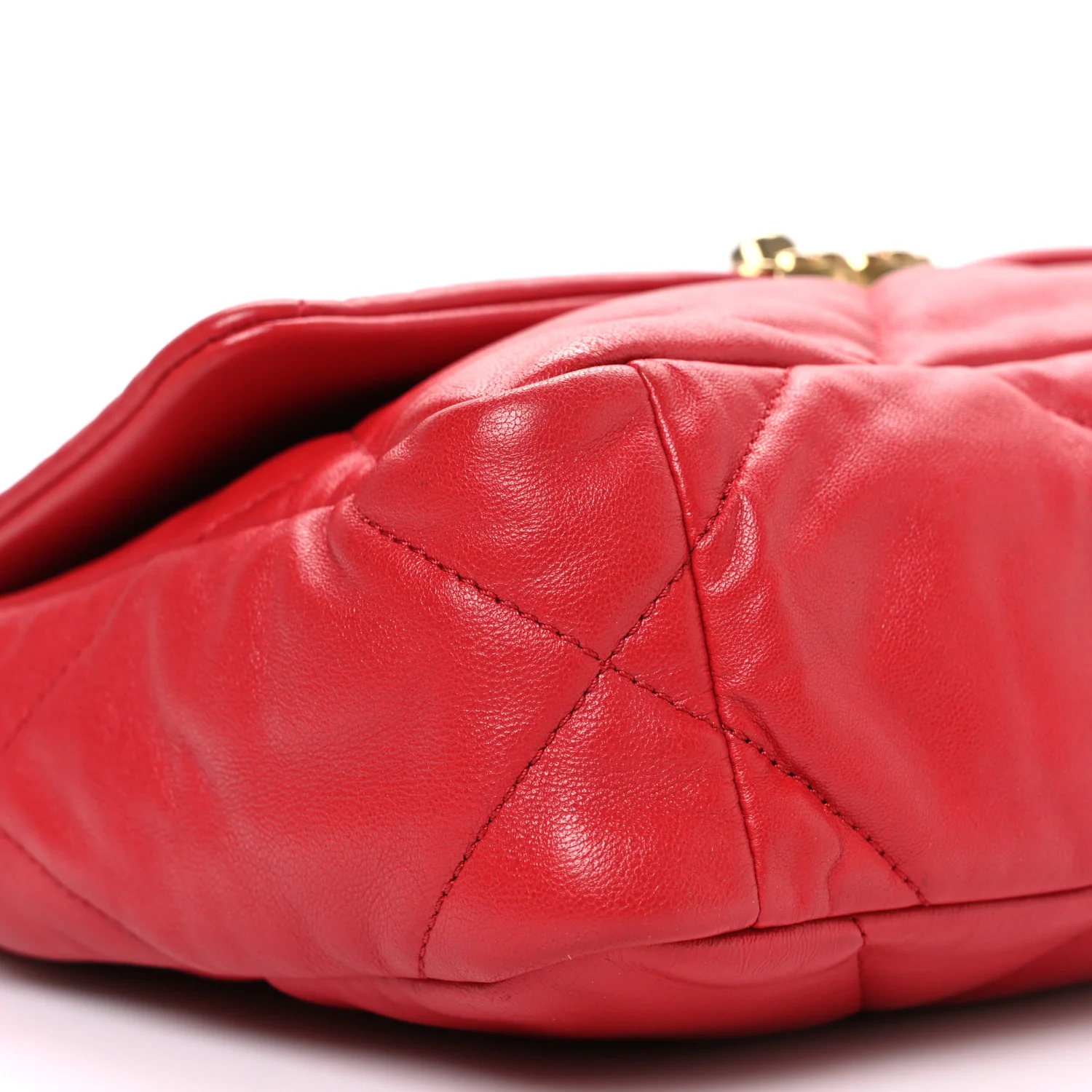 Lambskin Quilted Medium Chanel 19 Flap Red