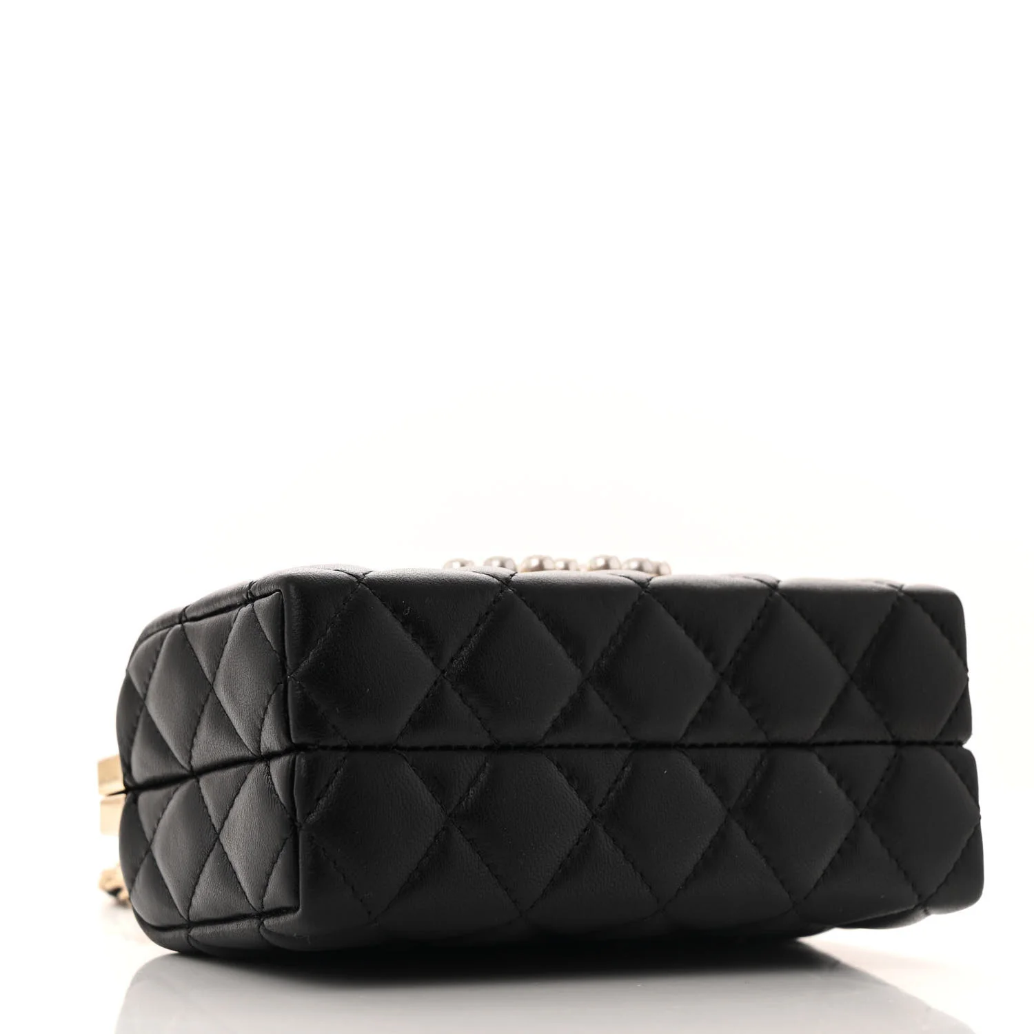 Lambskin Quilted Pearl CC Vanity Case Black