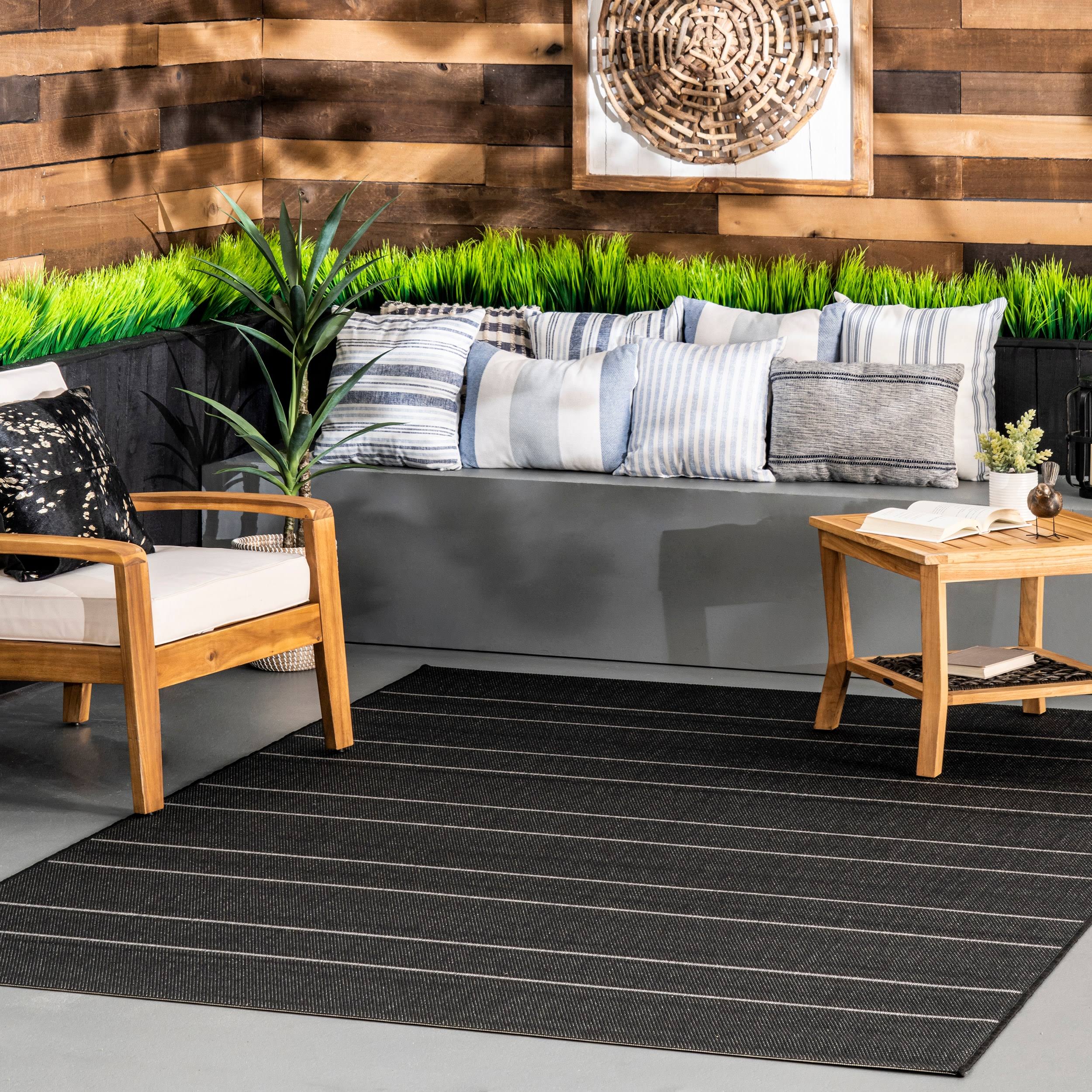 nuLOOM Alaina Indoor/Outdoor Striped Area Rug - Black - 3x5 Feet