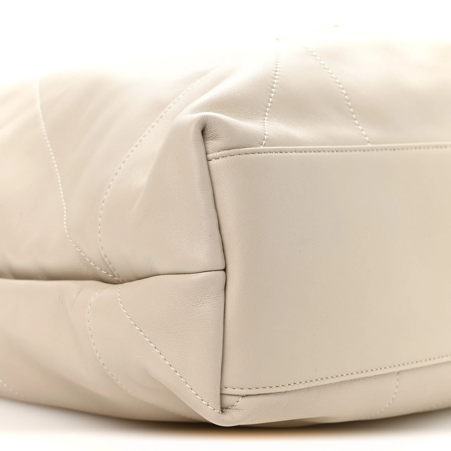 Lambskin Matelasse Monogram Large Jamie 4.3 Pochon Crema Soft