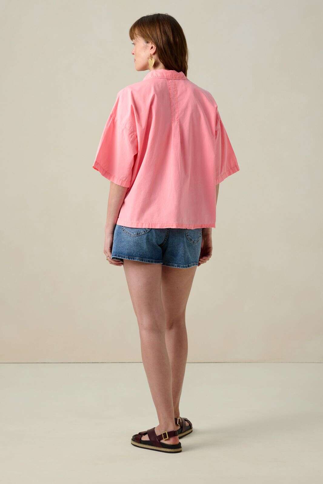 Roze blouse met korte mouwen