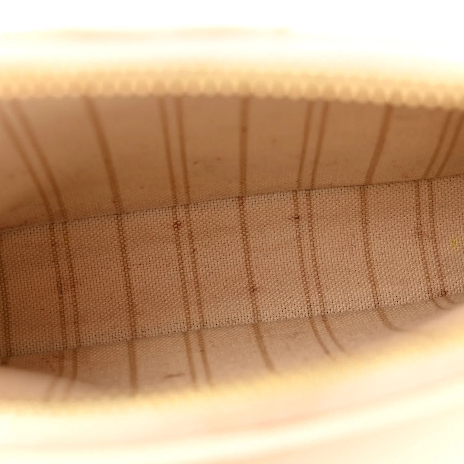 Empreinte Easy Pouch On Strap Cream