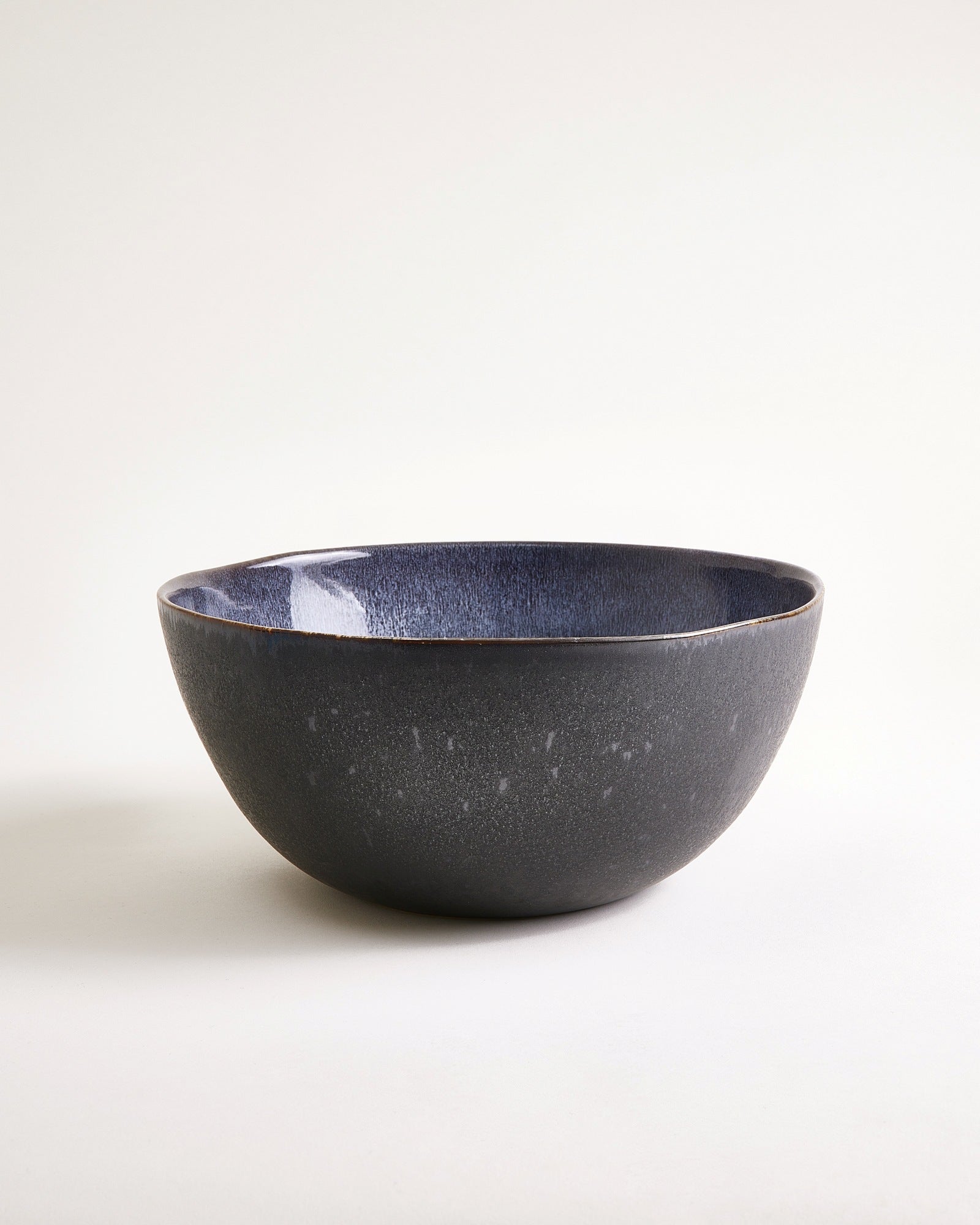 AREIA - SERVING BOWL BLACK