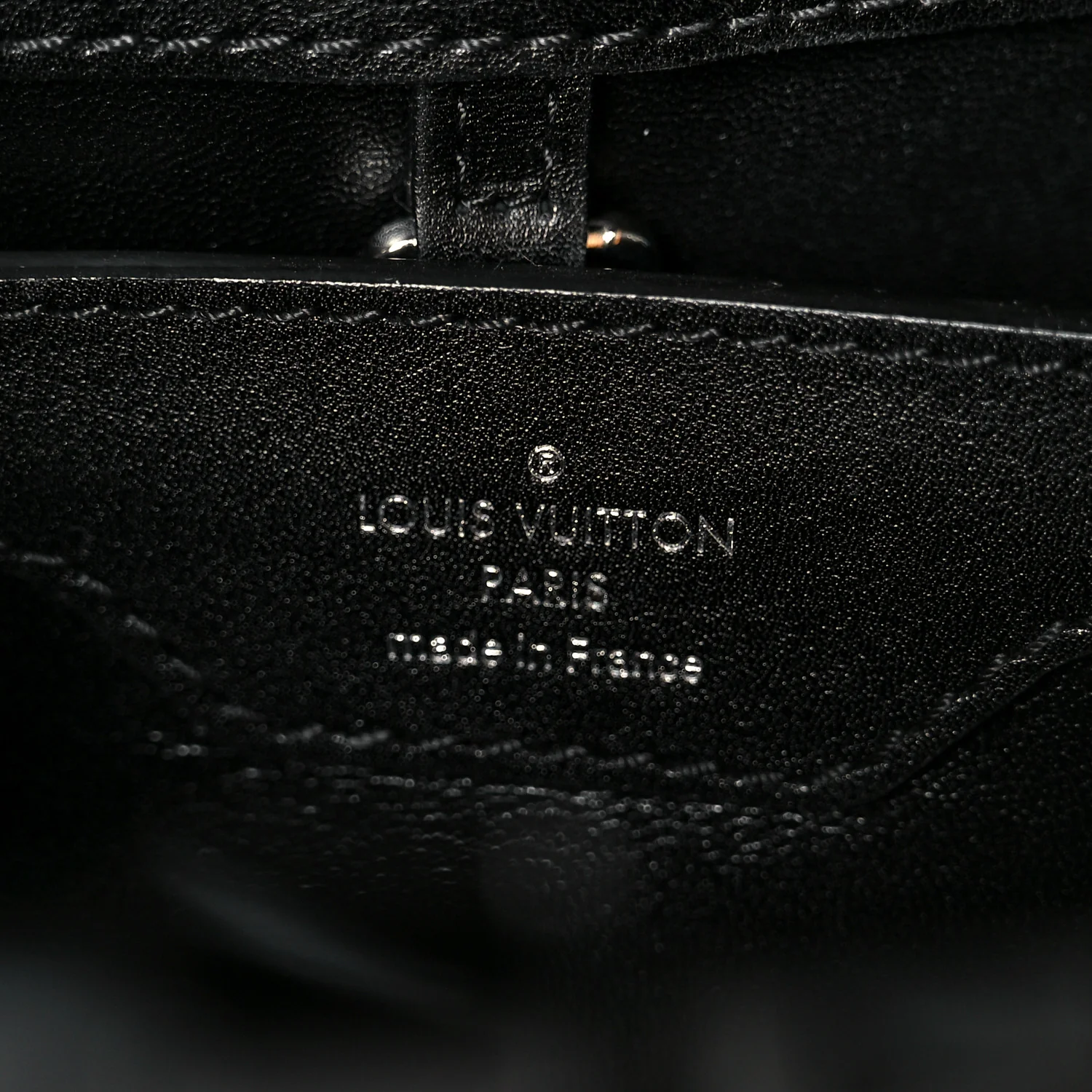 Calfskin Karung Beaded Shanghai Skyline Capucines BB Black