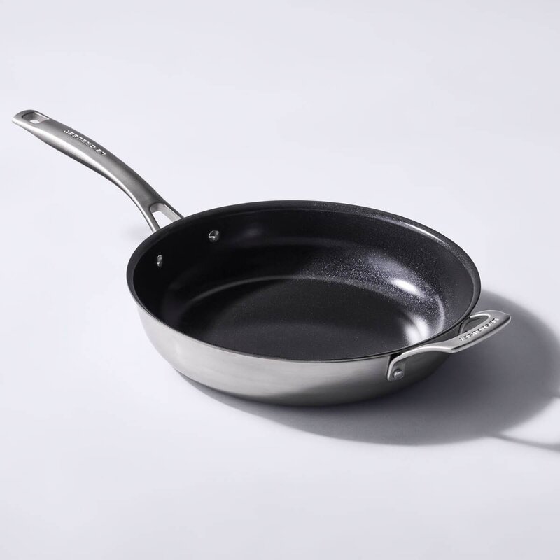 Essential 3-Ply stekepanne 28 cm keramisk