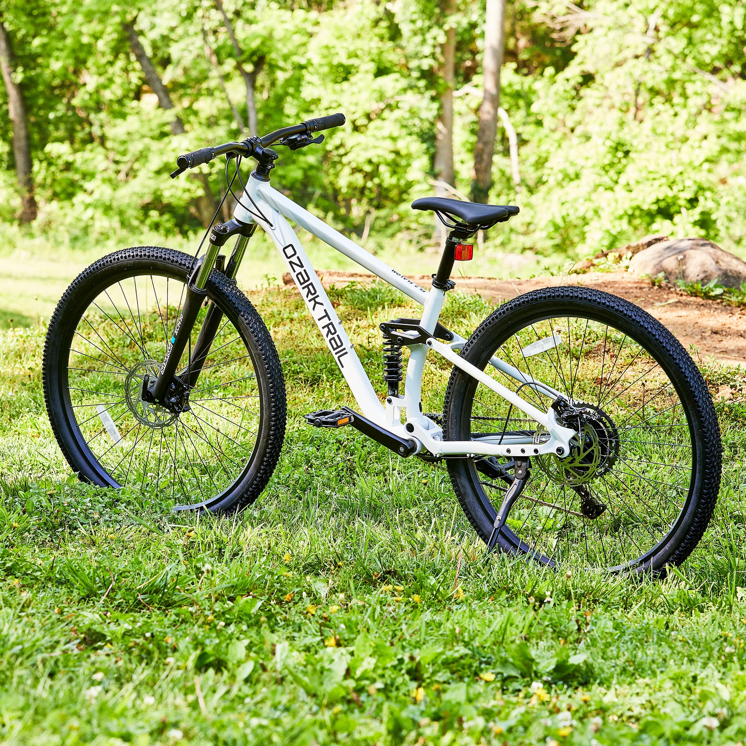 FS.2 Slalom Full Suspension Mountain Bike, 29" Wheels, Small Frame, Fits Riders 5'1" 5'5", Off-White, Adult - Image 5