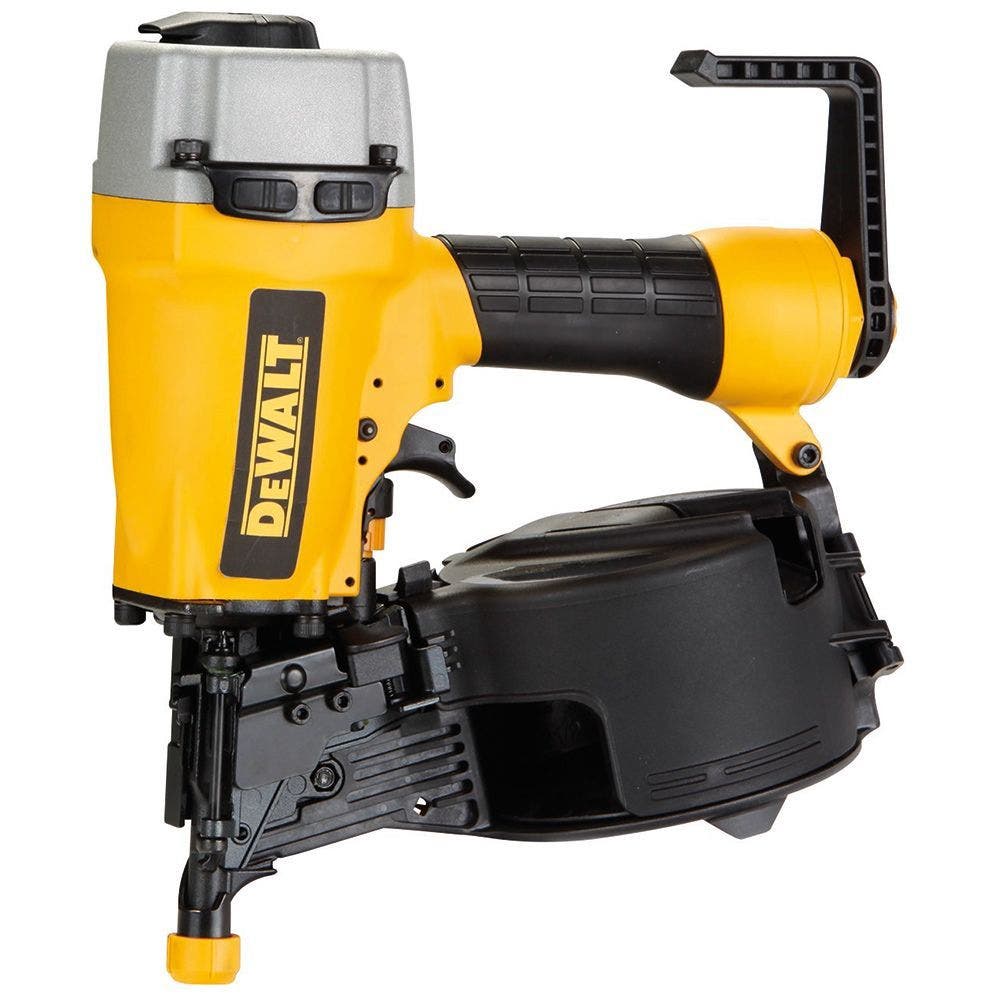 Cloueuse pneumatique DEWALT 32-64 mm à 15° avec enrouleur DPN64C-1-XJ