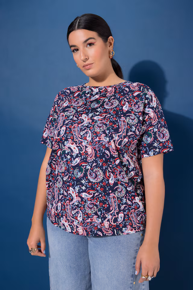 Relaxed Fit Short Sleeve Paisley Tee