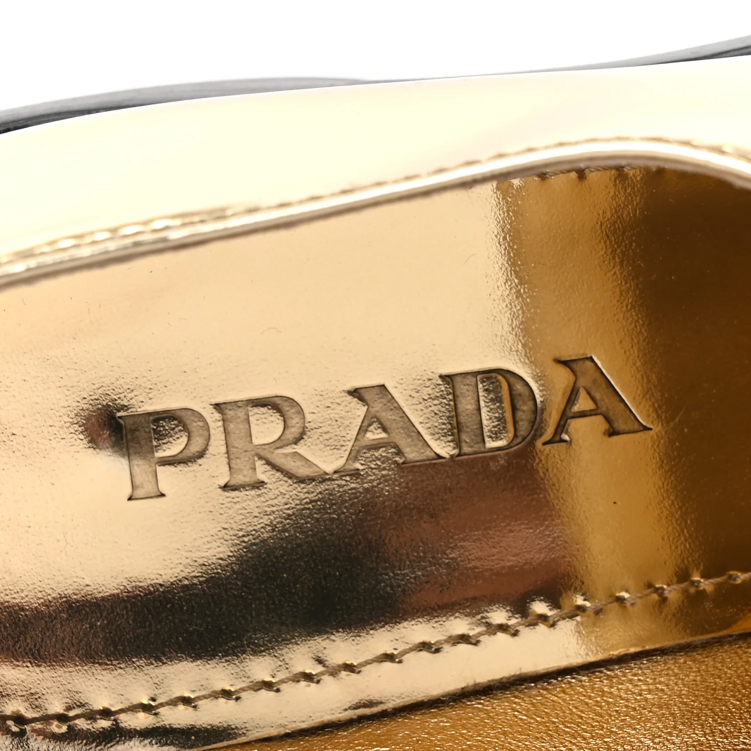 Metallic Brushed Calfskin Metal Triangle Logo 50mm Loafers 39.5 Platino