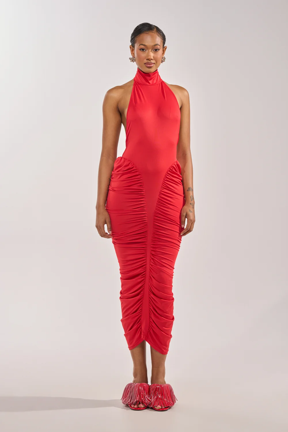 HIPS DON'T LIE RUCHED MAXI DRESS IN RED - Akira Store