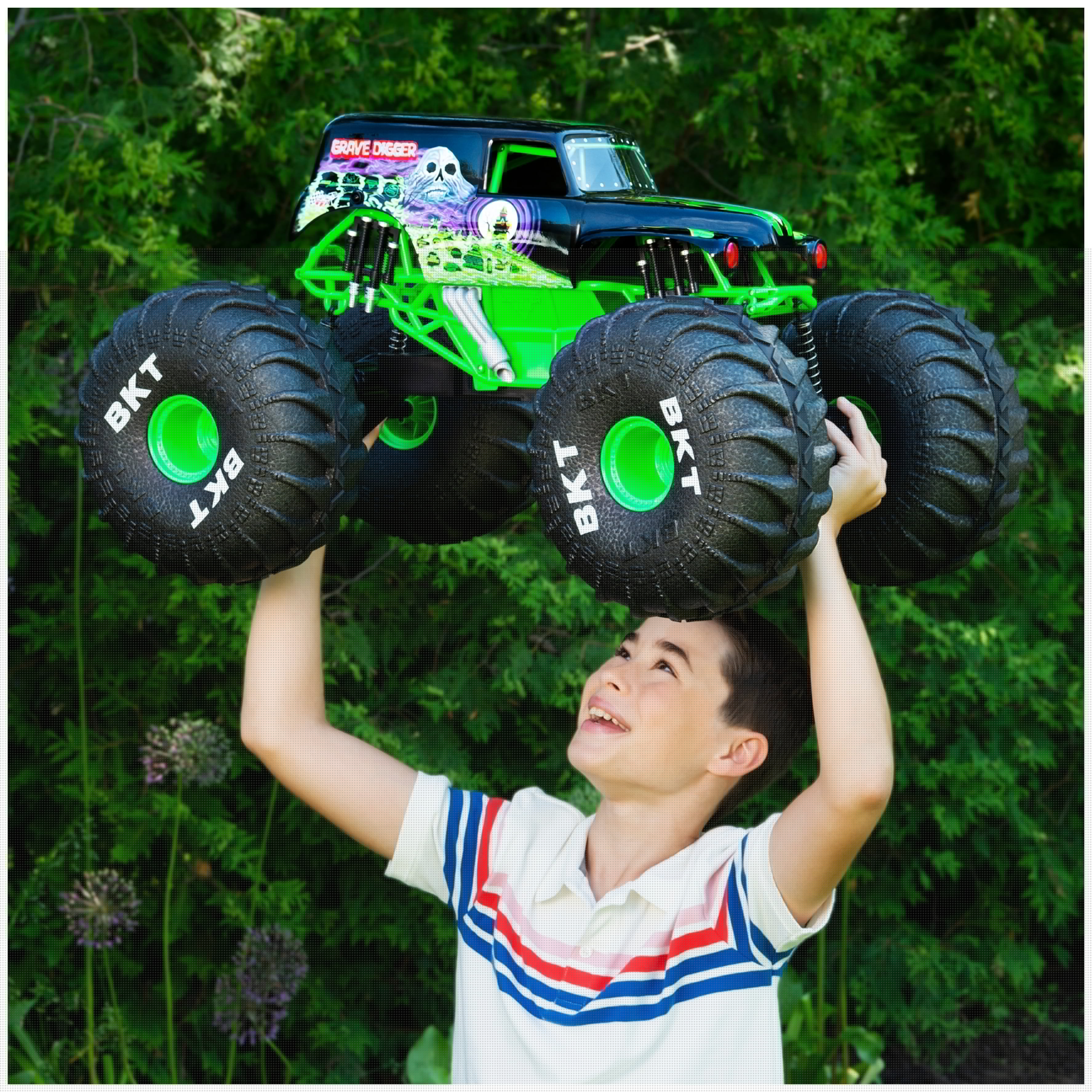 Official Mega Grave Digger All-Terrain Remote Control Monster Truck with Lights. 1:6 Scale. Kids Toys for Boys and Girls Ages 4-6+ - Image 4