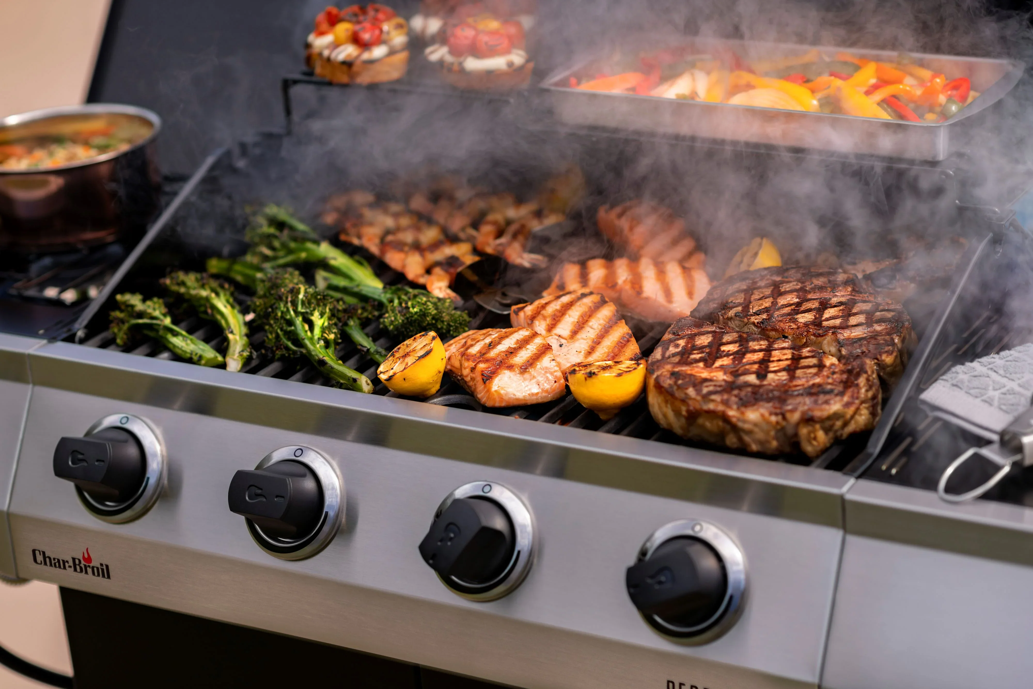 Char-Broil? Performance? Series 4-Burner Gas Grill, Black