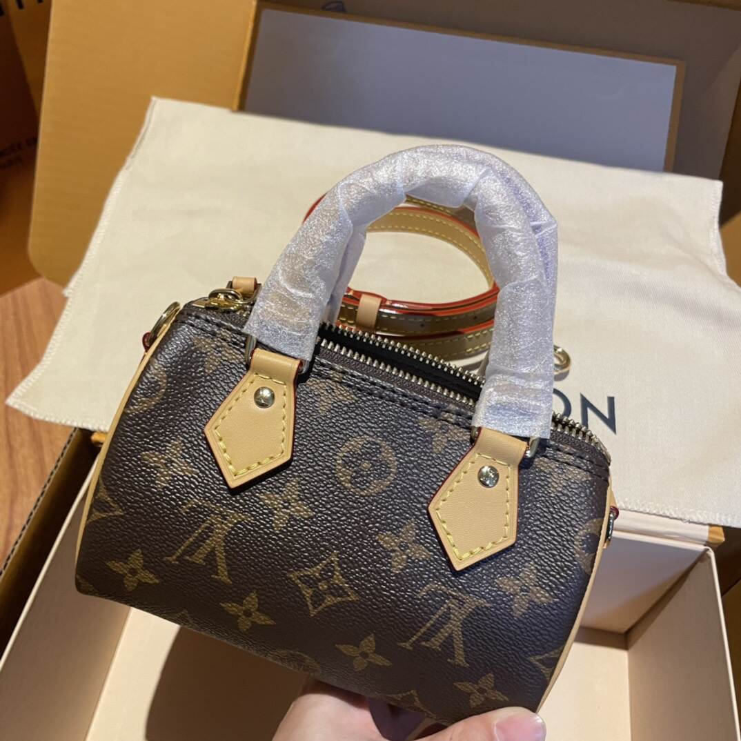 LOUIS VUITTON NANO Speedy Mini トートバッグ M81085