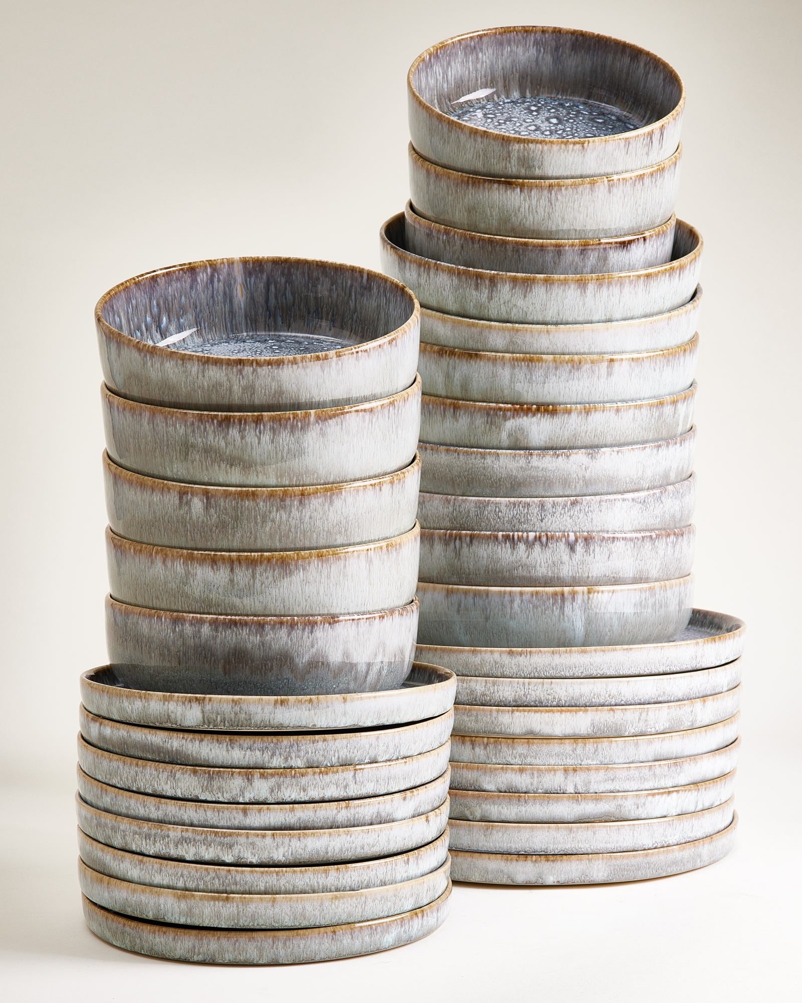 CORDOAMA - TABLEWARE SET MODERN GRAY 32 PIECES