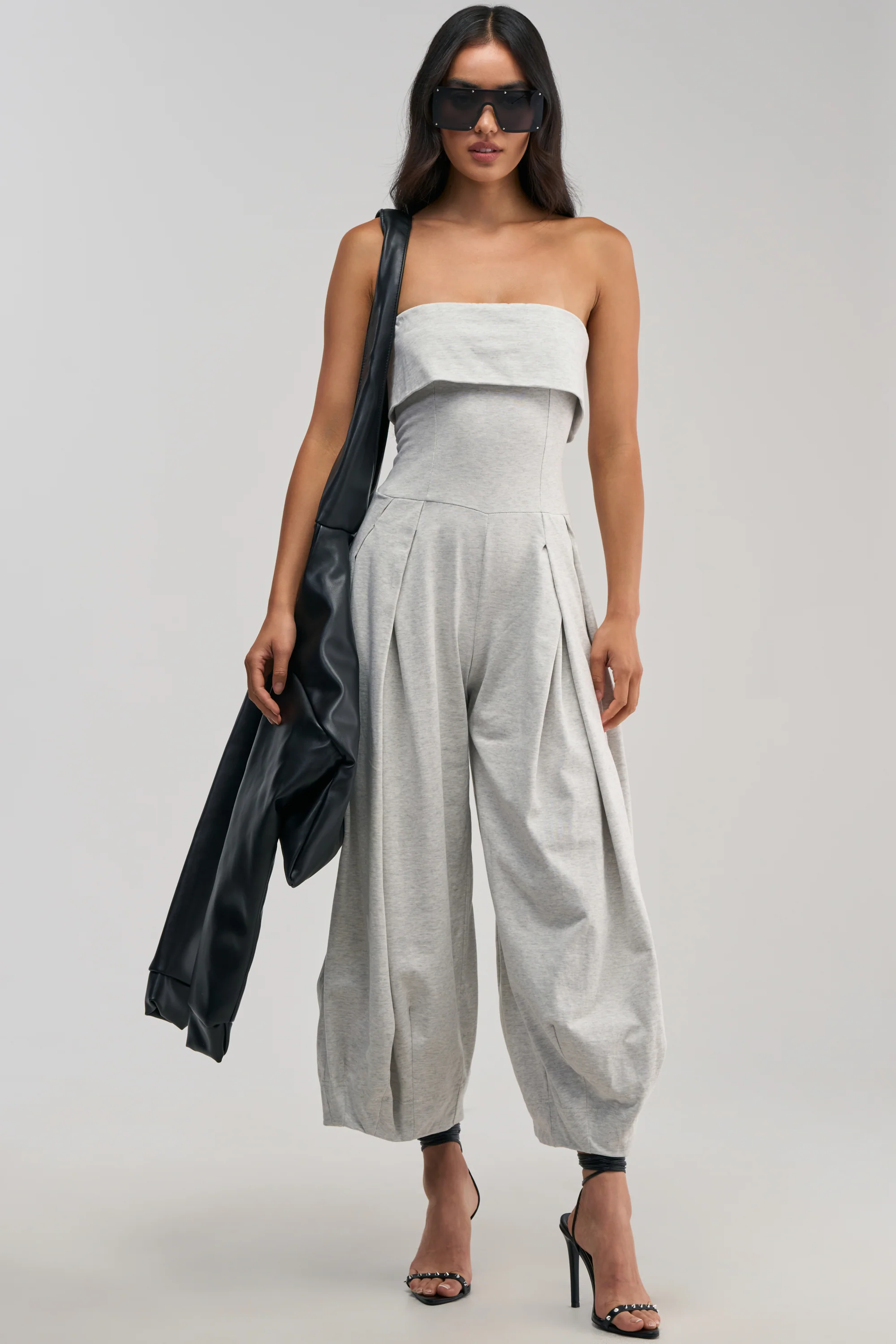 COMFY AND CUTE STRAPLESS JUMPSUIT IN HEATHER GREY - Akira Store