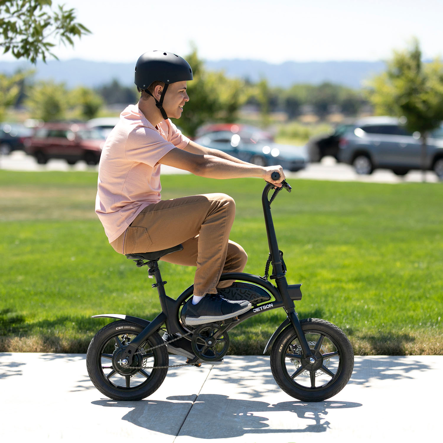 Jetson Bolt Pro 2025 – Vélo électrique noir – Autonomie maximale de 48 km et vitesse maximale de 25 km/h