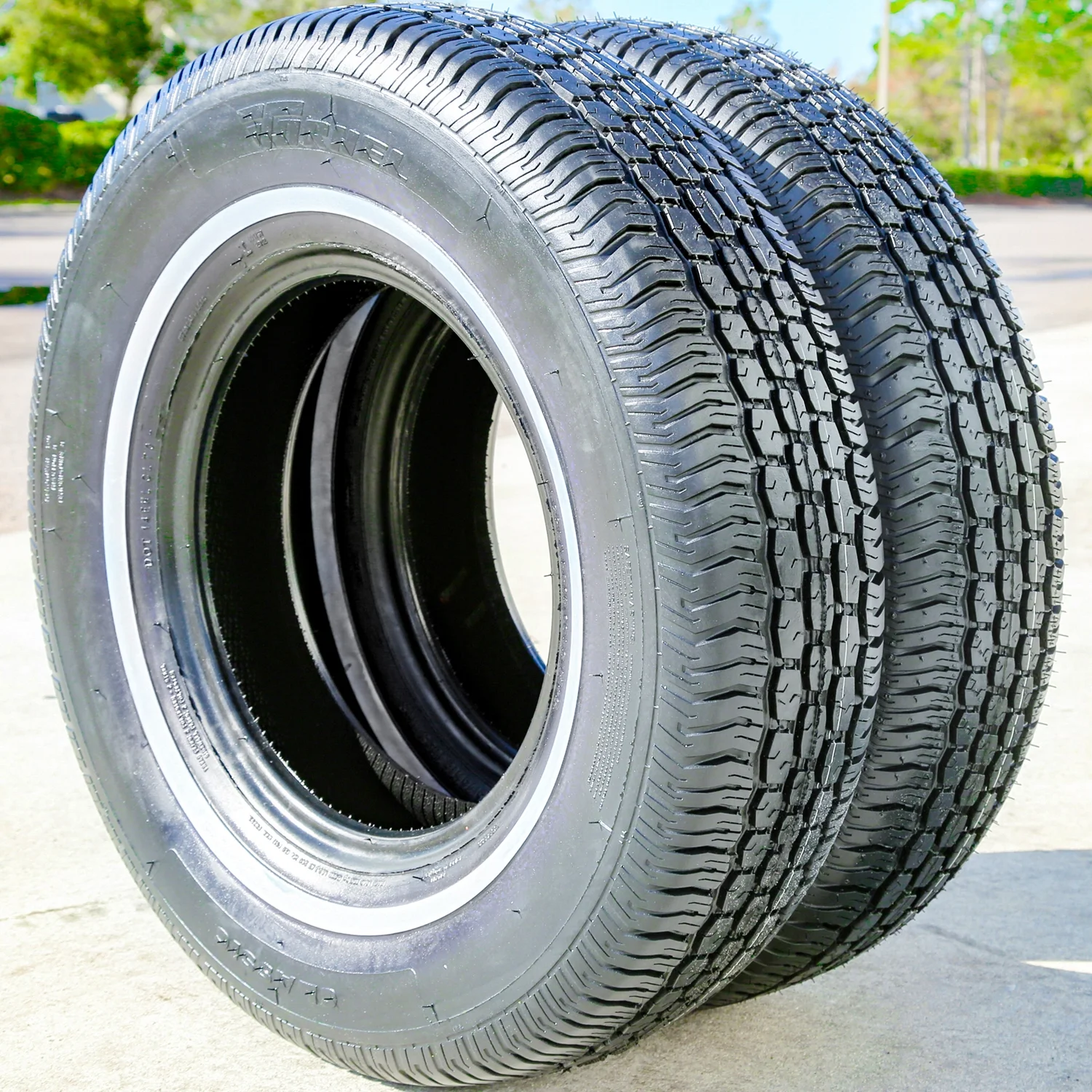 Classic 235/75R15 105S A/S All Season Tire Fits: 1995 99 Chevrolet Tahoe LT, 1999 Chevrolet Silverado 1500 Base Image 6