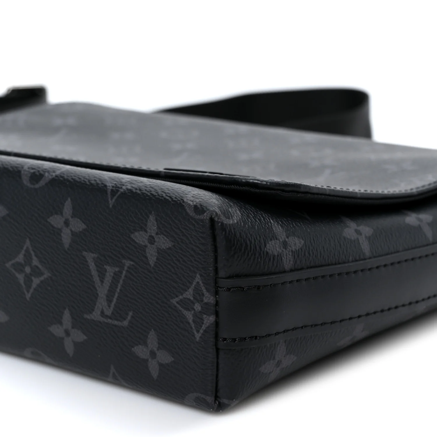 Monogram Eclipse District PM Black