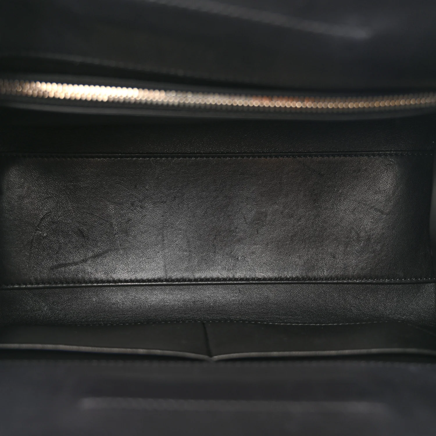 Smooth Calfskin Peggy Bag Black