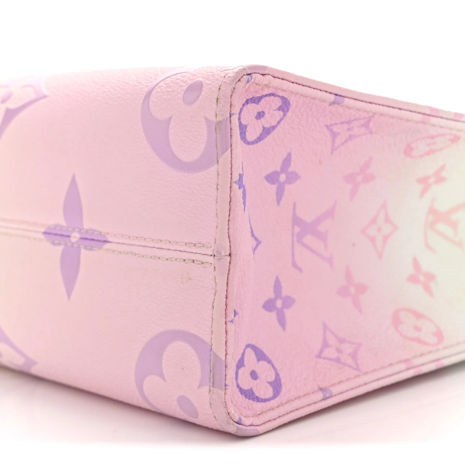 Monogram Giant Spring In The City Onthego PM Sunrise Pastel