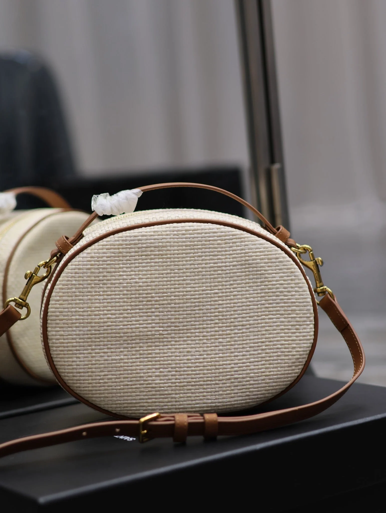 YSL Leather-trimmed raffia shoulder bag - 22��16.5��6cm