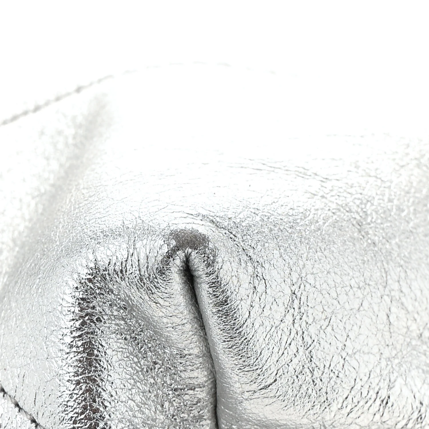 Metallic Calfskin Quilted Chanel 22 Silver