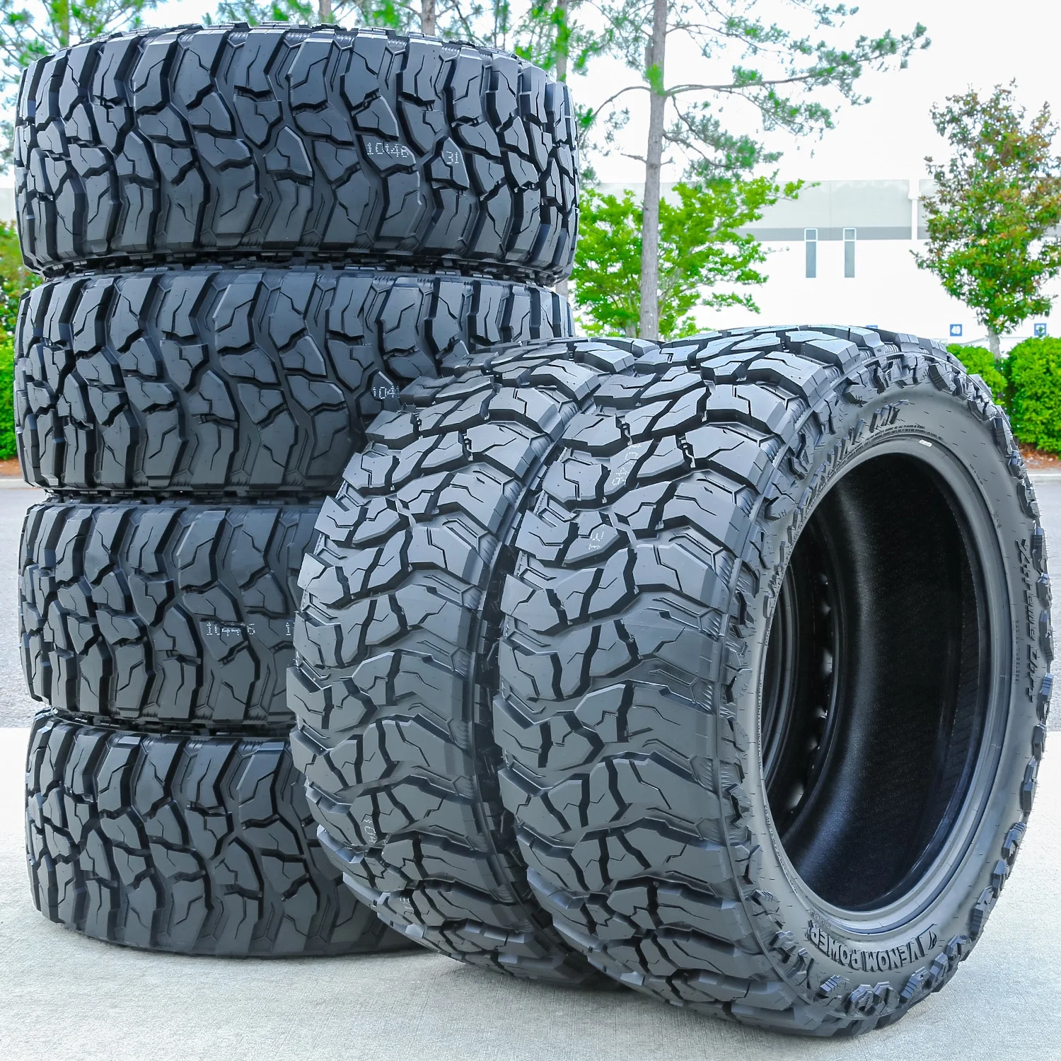 Venom Power Swampthing M/T Xtreme Dirt 265/75R16 123/120Q E 10 Ply Mud Light Truck Tire