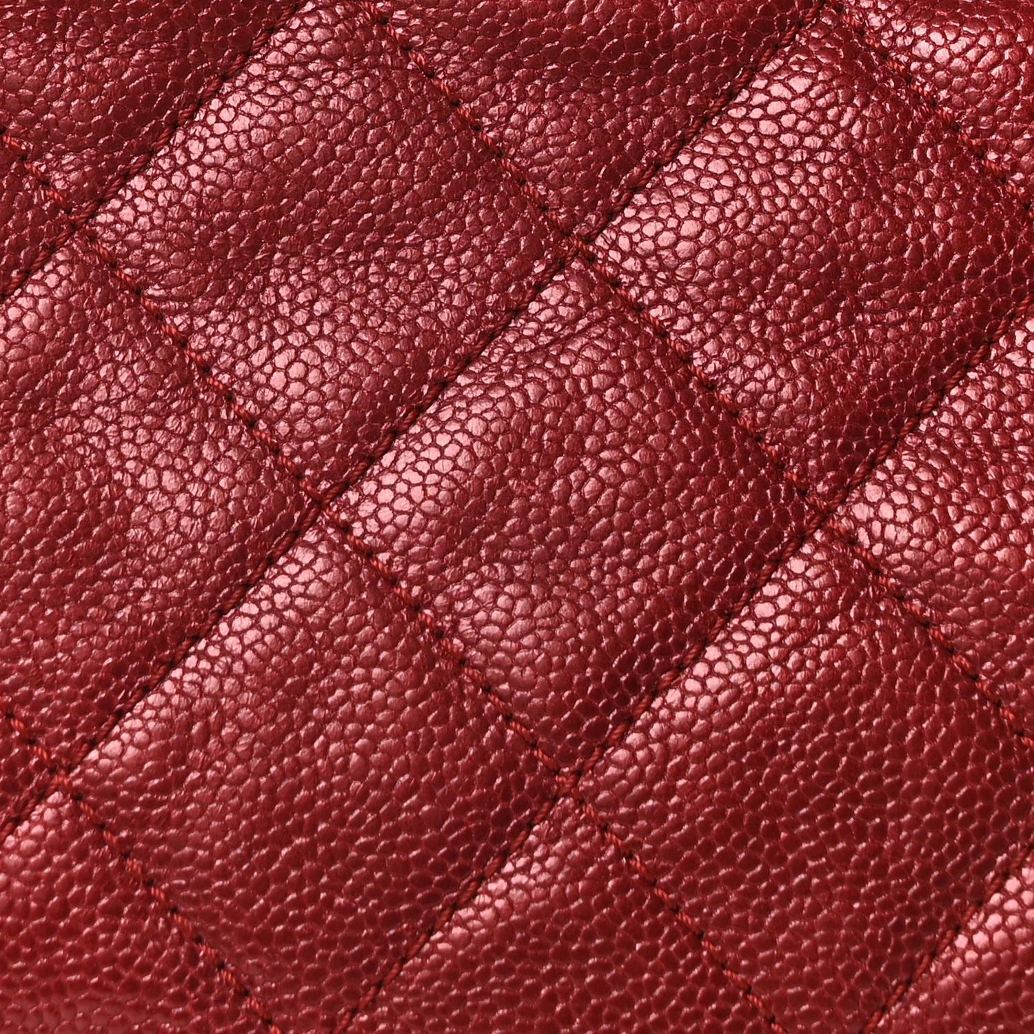 Iridescent Caviar Quilted Tall Chic Shopping Tote Red