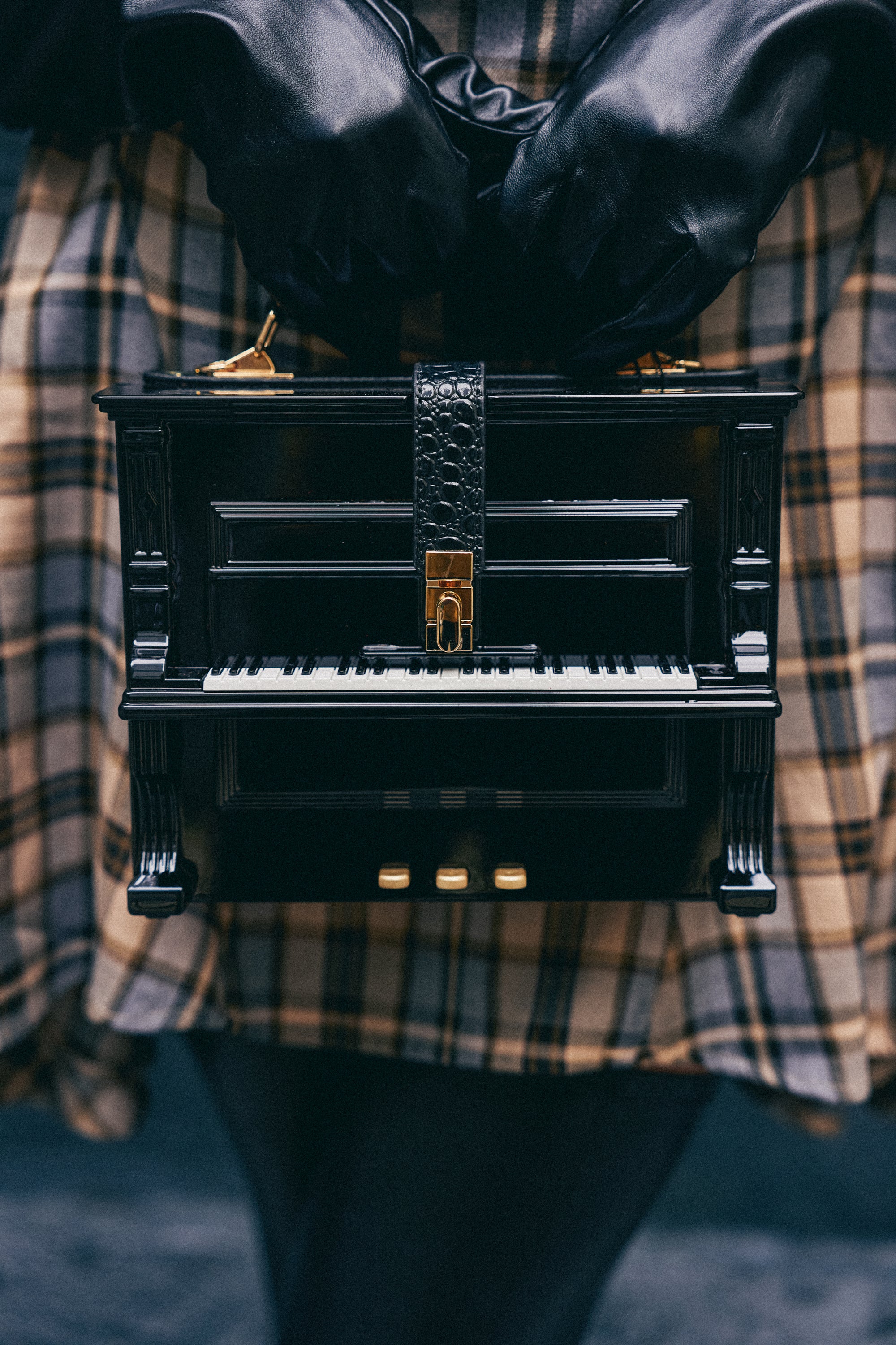 PLAY ME PIANO PURSE - Akira Store