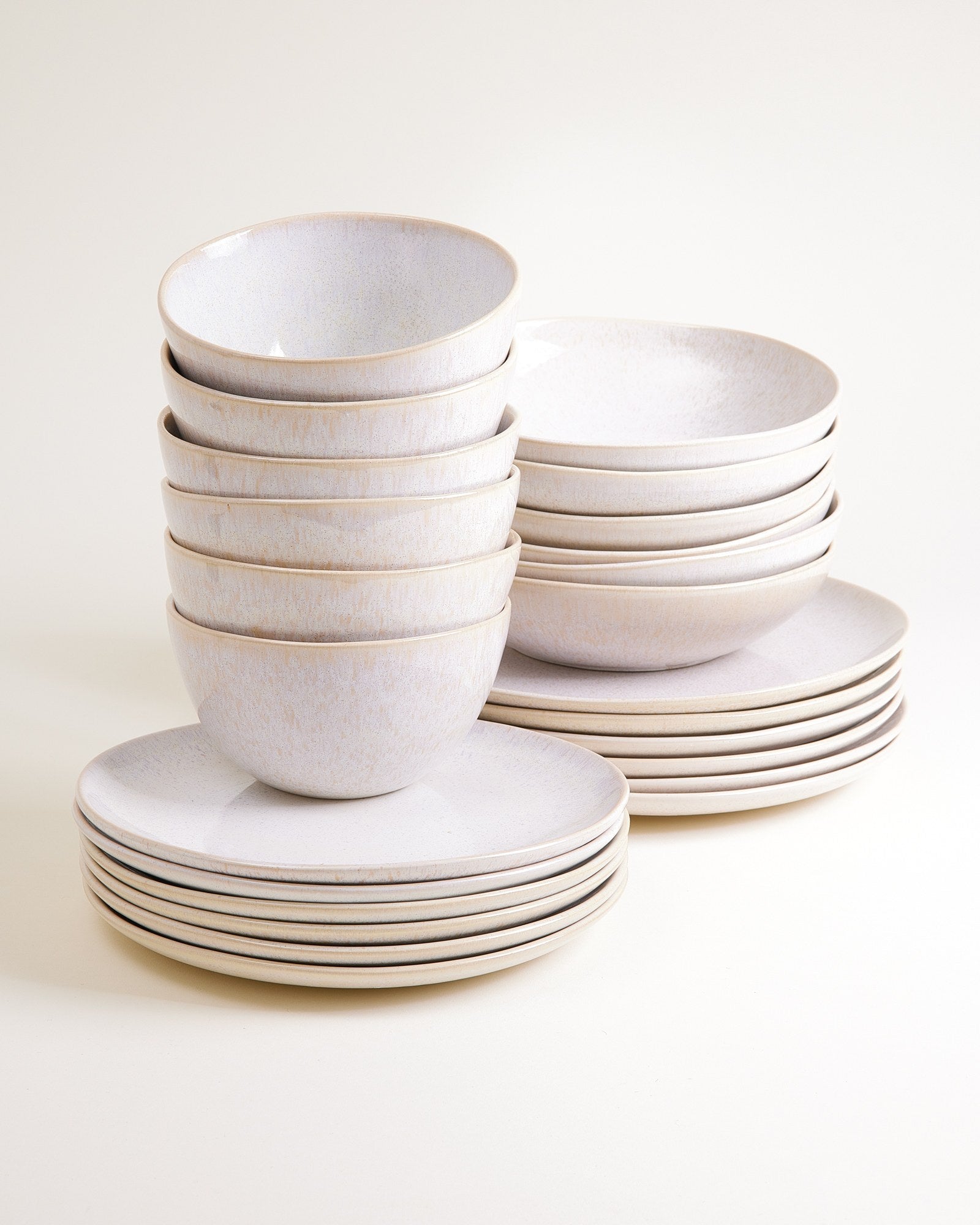 AREIA - TABLEWARE SET CLASSIC WHITE 24 PIECES