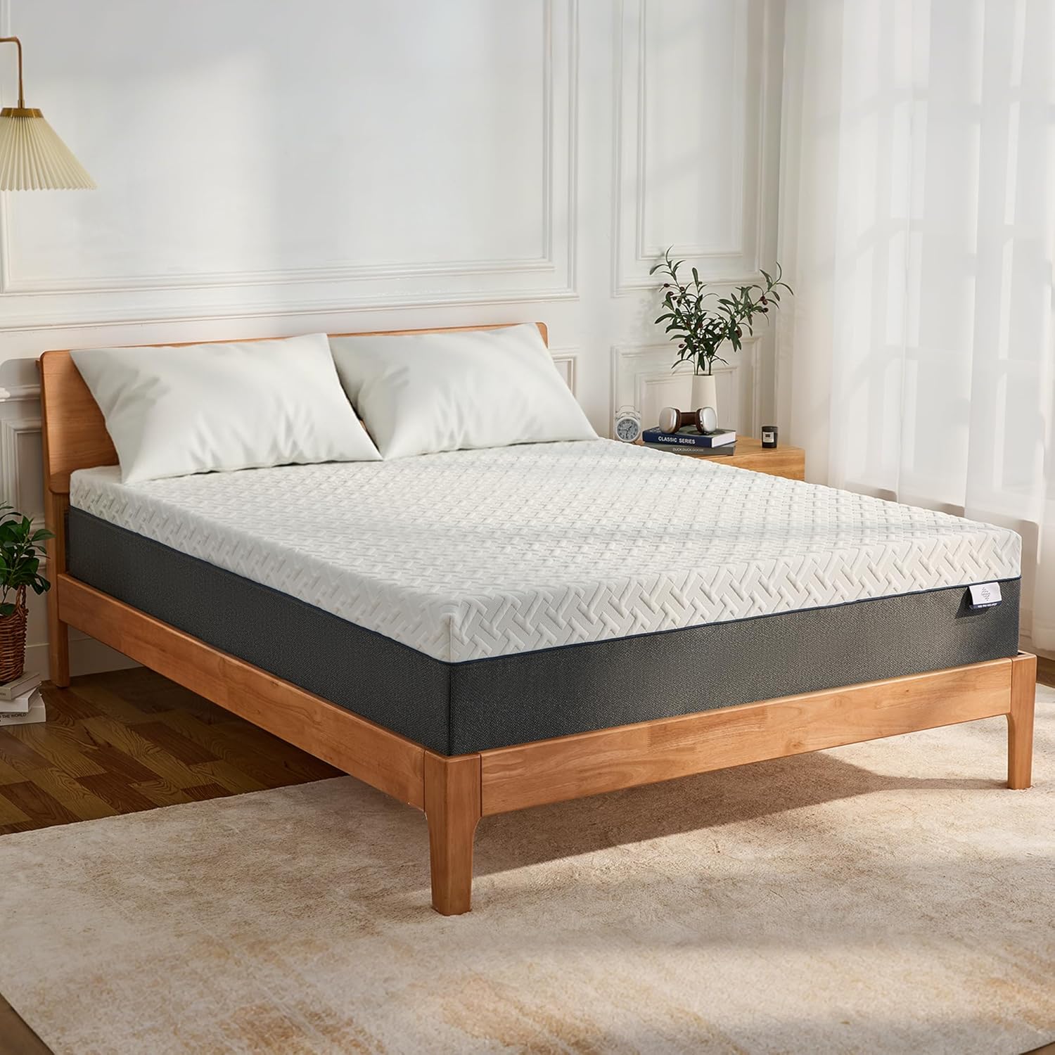 Matelas Queen en mousse à mémoire de forme, 25 cm d'épaisseur, livré en boîte, mousse infusée de gel de thé vert pour soulager les points de pression et favoriser un sommeil frais, mousse fabriquée aux États-Unis, certifiée CertiPUR-US, fermeté moyen