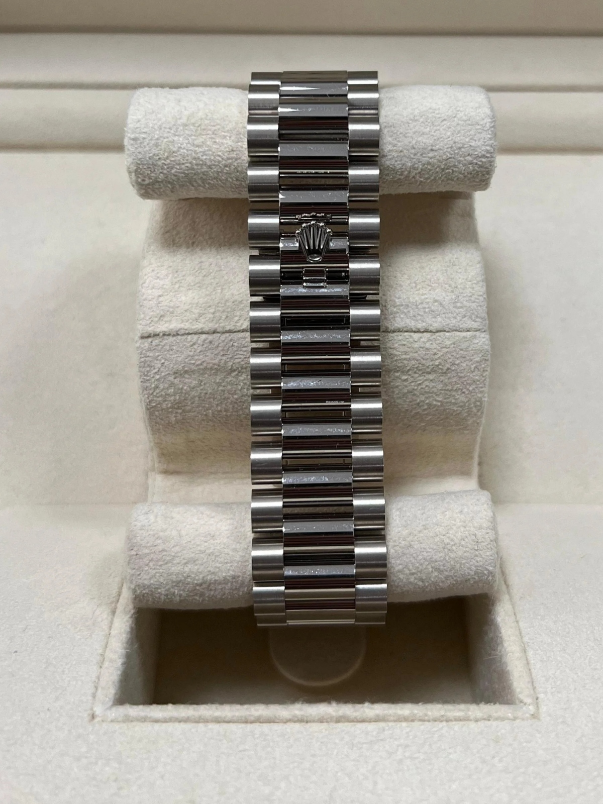 [Super Clone]RLX  Day-Date 40mm  Black Diamonds Dial 228236-0004