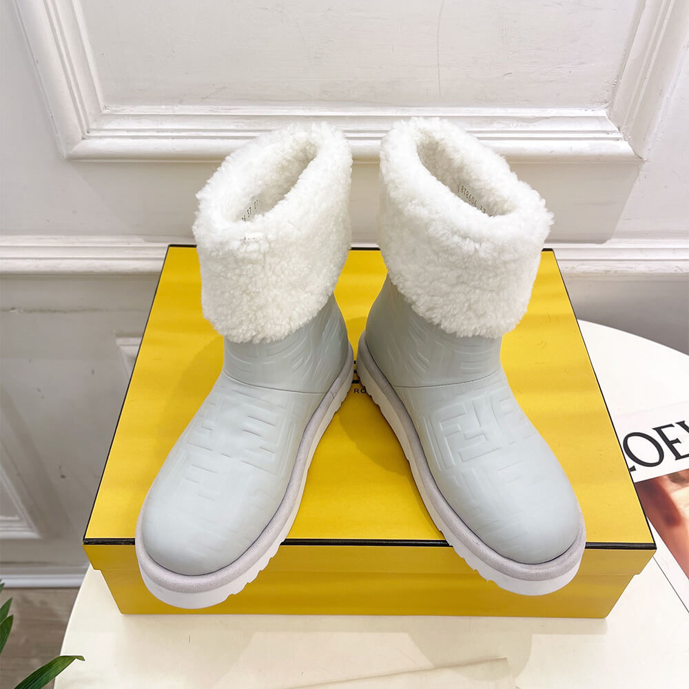Fendi Apres Chic