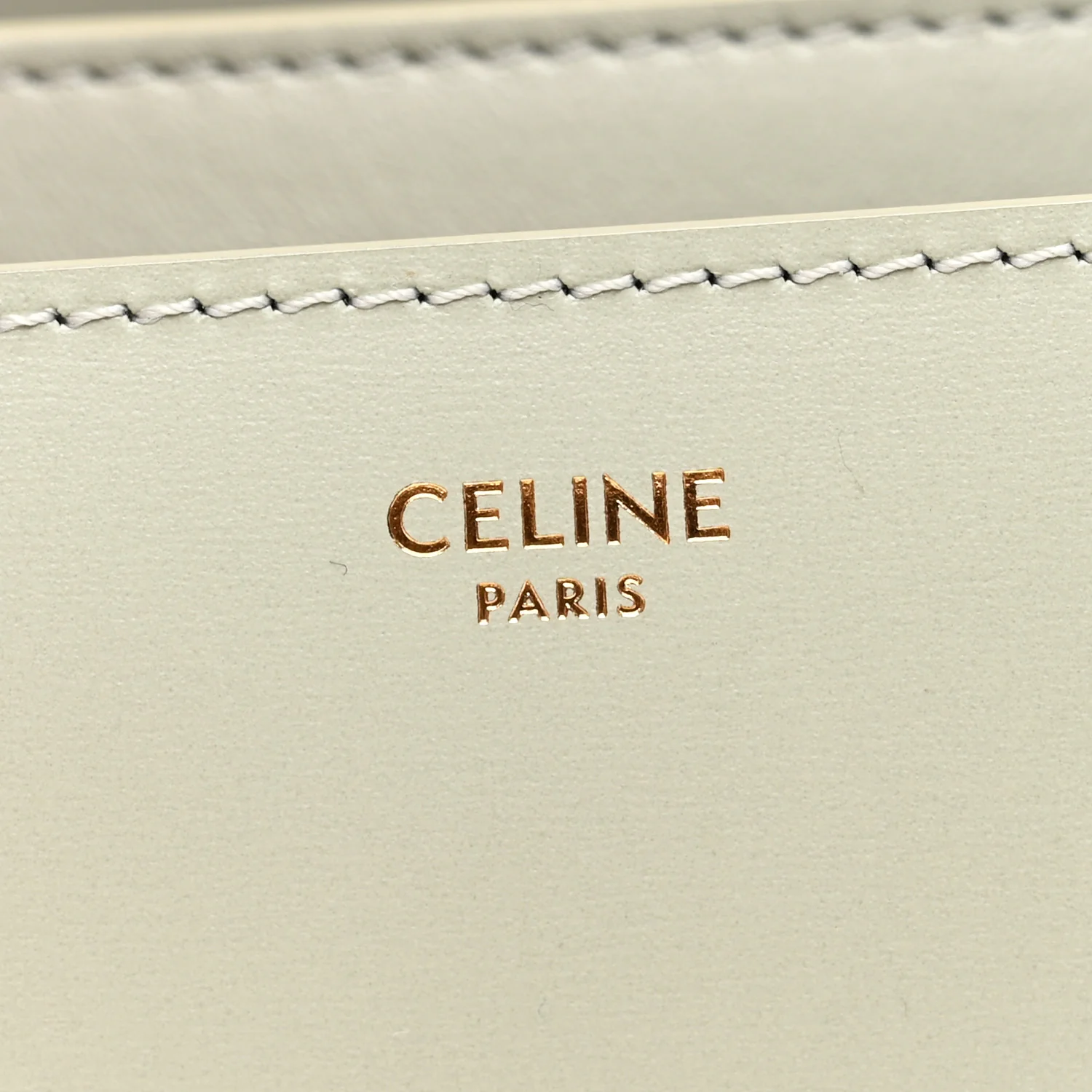 Box Calfskin Medium Classic Box Flap Bag Vert D'eau