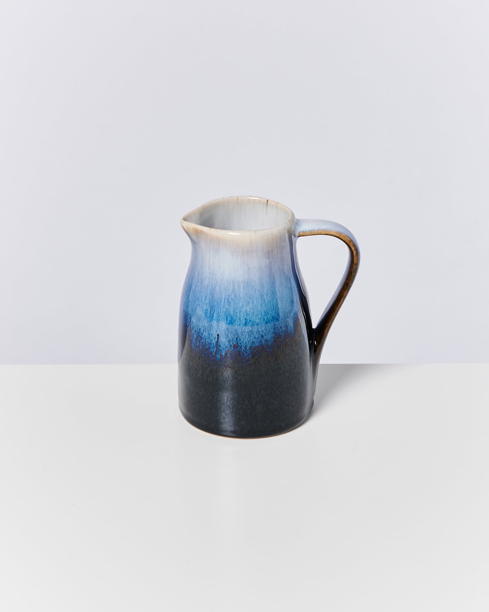 ALCACHOFRA - MILK JUG BLACK-BLUE