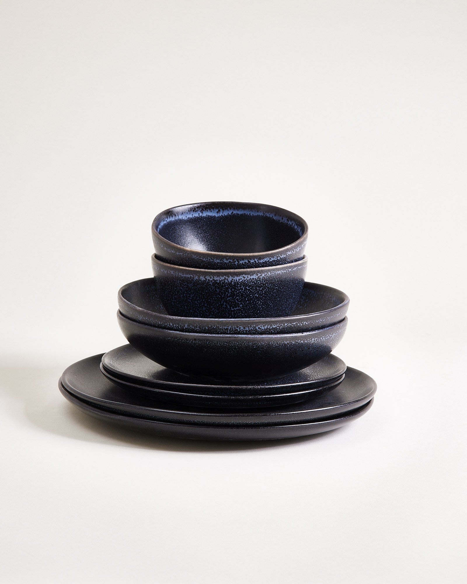 TURMALINA - TABLEWARE SET BLACK 8 PIECES
