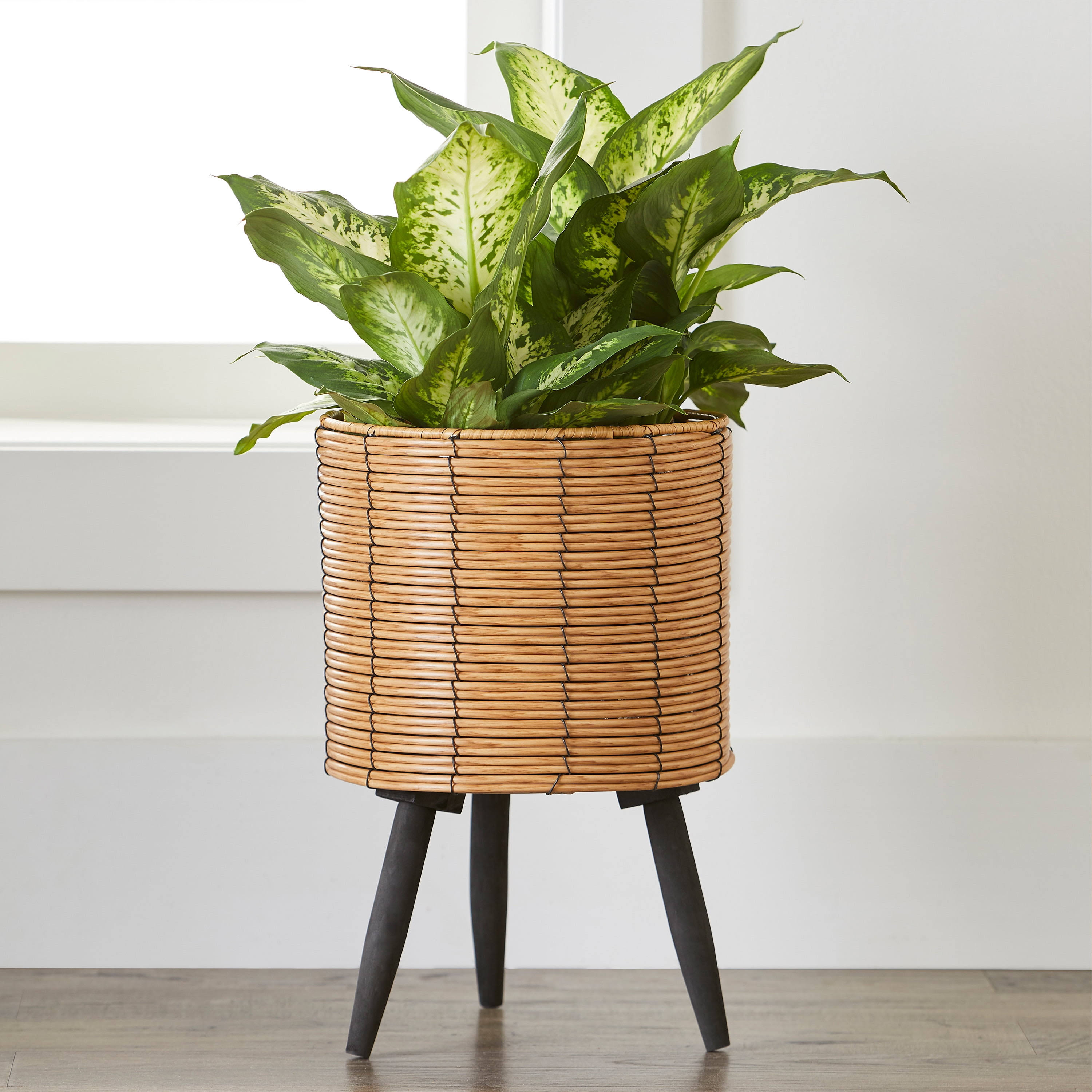 Better Homes & Gardens Resin Thurlow Planter with Black Wood Stand - 9.8 in