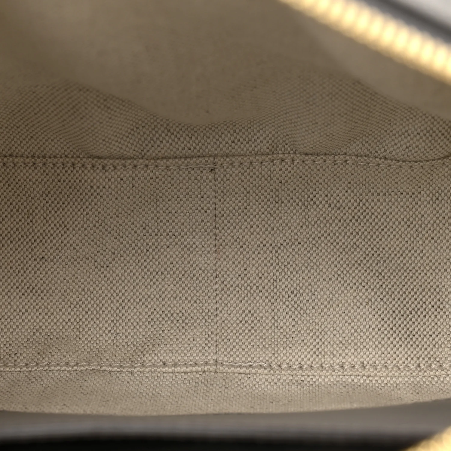 Calfskin GG Matelasse Shoulder Bag Dusty Grey Natural